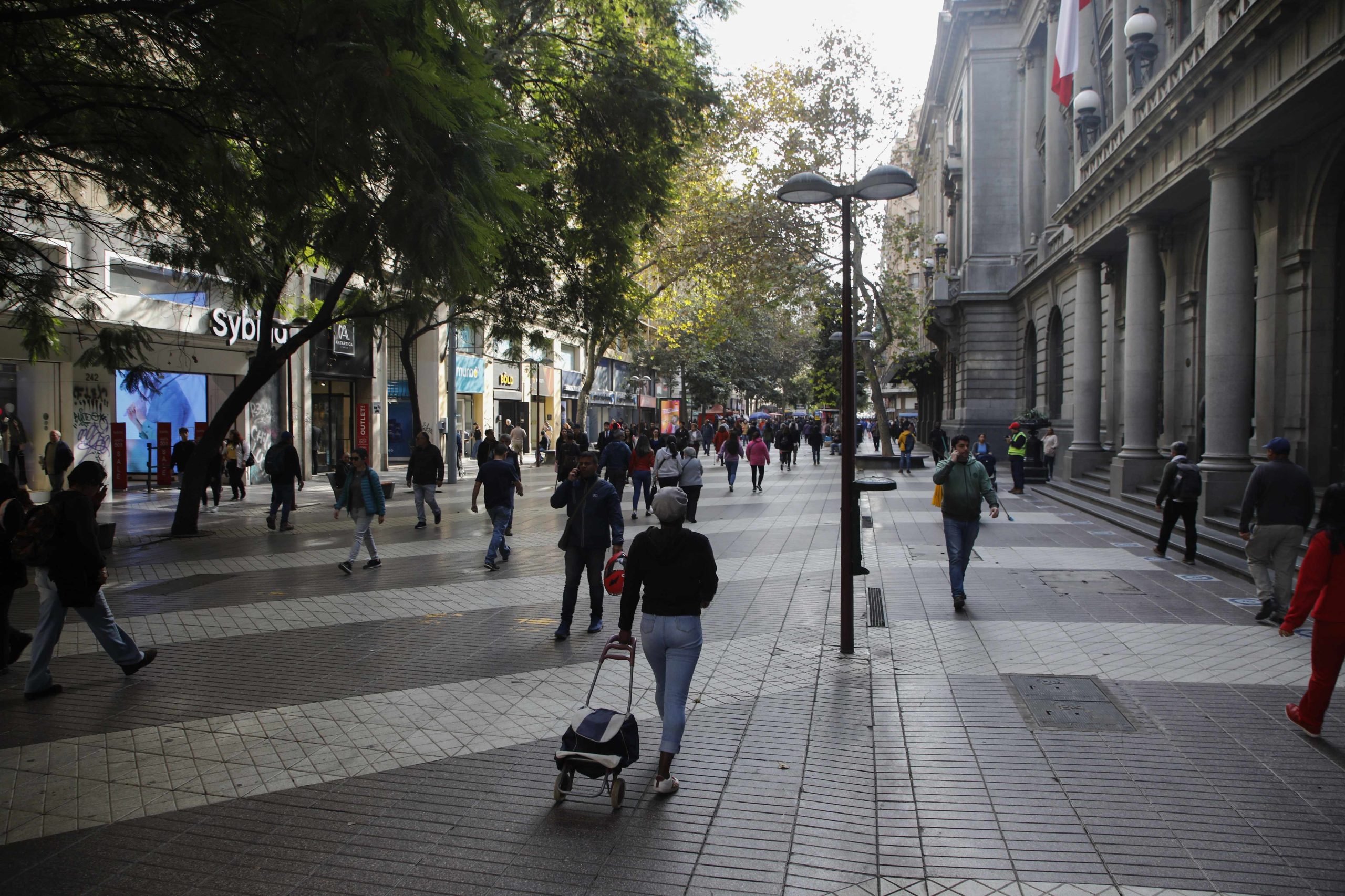 Chile Retrocede en el Ranking Mundial de la Felicidad 2023